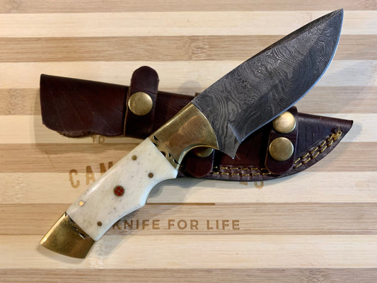 Damascus steel fixed blade hunting knife